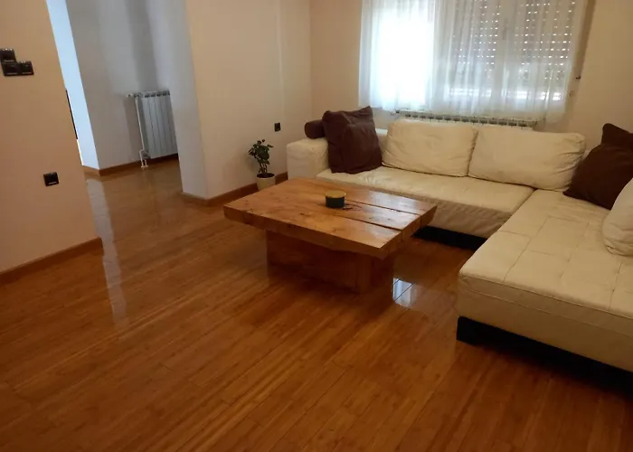 Kucica Apartman Zára
